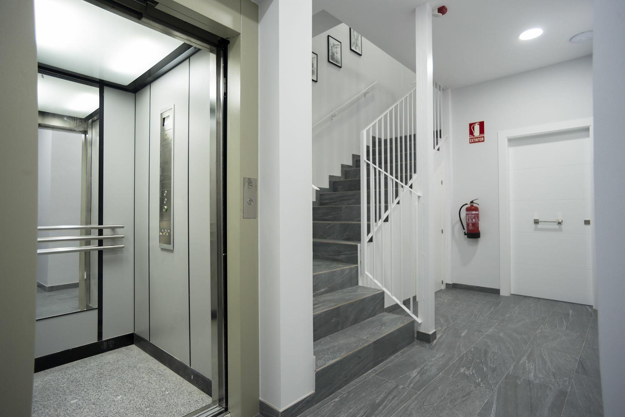 Algo Diferente Apartamentos กอร์โดบา ภายนอก รูปภาพ